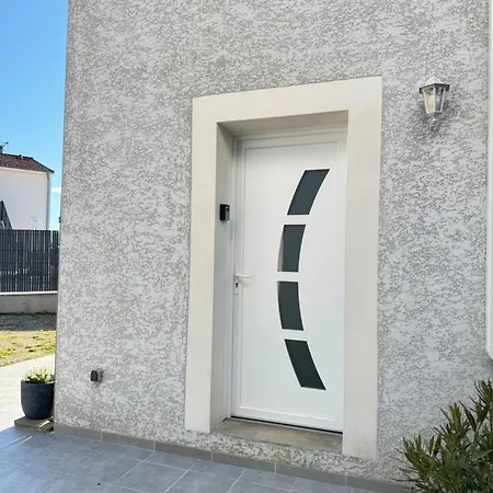 La Maison Des Petits Bonheurs Vogue